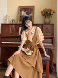 Load image into Gallery viewer, [Dong Xiaojie Series] ★Dress★ Large Size Faux Layered Ribbon Switching Short Sleeve Brown
