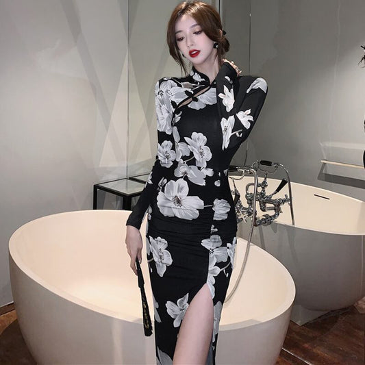 [NANA Series] ★China-style dress★ Improved cheongsam dress, sexy floral pattern, slit, long sleeves