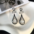 Load image into Gallery viewer, [Shikakai Series] ★Chinese style earrings★ Earrings Pair Accessory Biwa Musical Instrument Unique Black Black Improves your temperament
