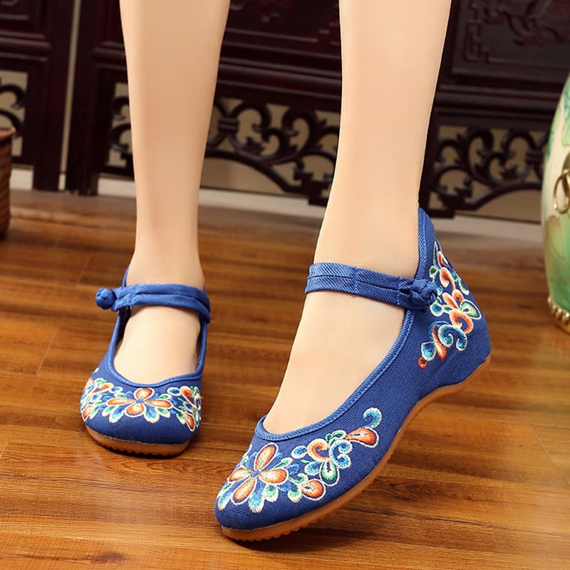 4colors Embroidery shoes Handmade shoes Chinese shoes Chinese style shoes Chinese style buttons Tang-style Hanfu shoes Ethnic style Retro canvas Rubber 34 35 36 37 38 39 40 41 Black Red Green Blue