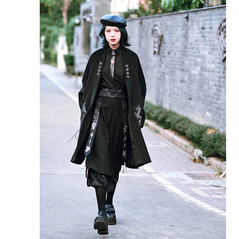 [Kokaisha---Hoshiyado Series] ★China style coat★ Rasha coat long coat embroidery original black black