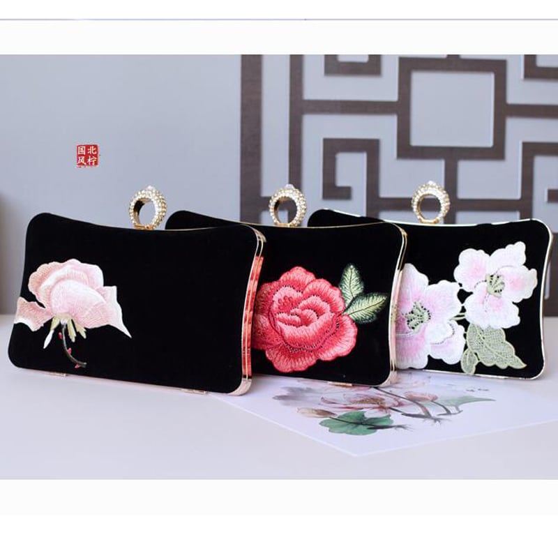 [North Country Series]★Party bag★ 4 types available Velvet Flower Handheld Embroidery Banquet Invitation Black