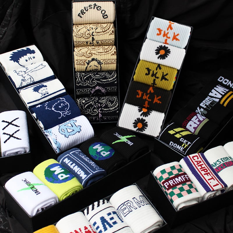 [ALES Series] ★Socks★ 5 pairs, 13 types to choose from, unisex, fashionable, cheap, ins style, cute, cartoon, alphabet