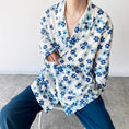 Load image into Gallery viewer, [Illustrated series]★Shirt★ Tops Unisex Men's Floral pattern V neck Ink pattern print Blue Blue Spring clothes ML XL
