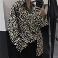 Load image into Gallery viewer, [Mapogo Series] ★Retro Shirt★ Leopard Print Tops Harajuku Style Fashion Easy to Match Couple Clothes
