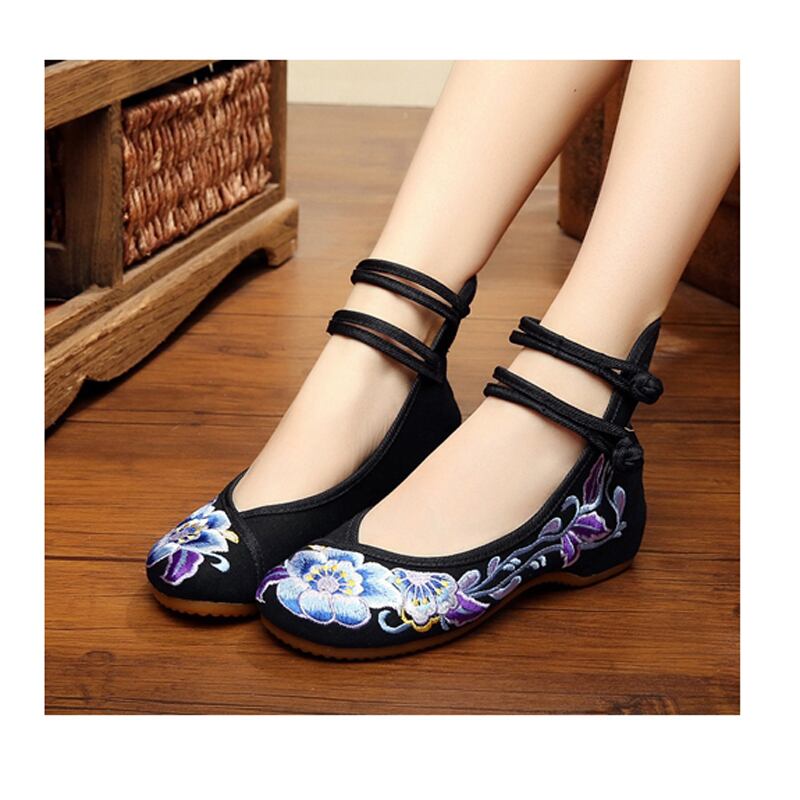 [ZIAMEI Series] ★Embroidery shoes★ Chinese shoes 4color Floral pattern Size 34-40 Cute shoes Flower embroidery Blue Red Black Beige