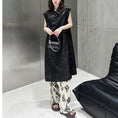 Load image into Gallery viewer, [YIDAO Series] ★China-style dress★ Chinese dress Black Black improved cheongsam dress Slit
