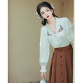 Load image into Gallery viewer, [XUANZI Series]★Shirt★ Long sleeve shirt, embroidered shirt, ladies, date, photography, literary style, V-neck
