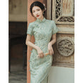 Load image into Gallery viewer, [Queen Series] ★China-style dress★ Improved cheongsam dress Improves temperament Short sleeves Green Green S M L XL
