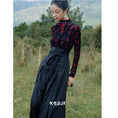 Load image into Gallery viewer, [Big Blue Dragon Series] ★China style tops★ Velvet letter pattern slim slimming black red black red
