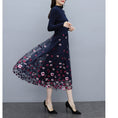 Load image into Gallery viewer, [Ebi Kei Series] ★One piece★ Stretchy knit dress Embroidery dress Floral pattern Elegant Blue Blue
