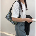 Load image into Gallery viewer, [HOTKISS Series] ★Bag★ Oil painting style floral pattern cute date commuting OL office switching black black
