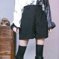 Load image into Gallery viewer, [Kokaisha---Dark Night Series] Shorts, pants, bottoms, SML, slimming, unique, black, easy to match
