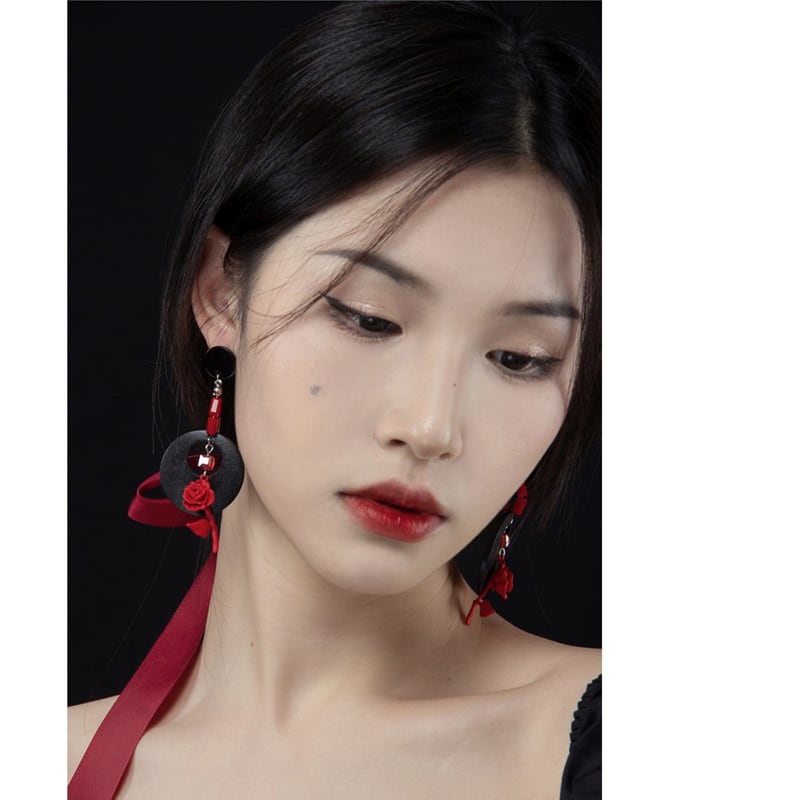 [MORE Bokuji series] ★China style earrings★ Pair earrings rose circle black red floral pattern retro