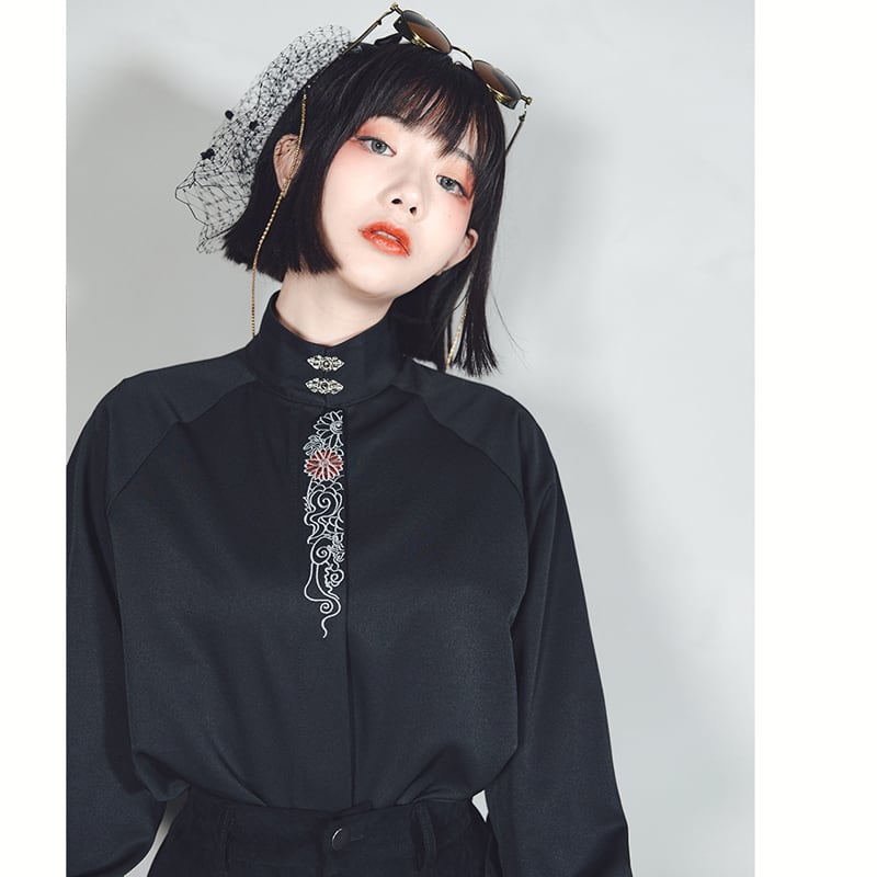 [Kokaisha Series] ★Chinese-style shirt★ Tops 2 colors Original Embroidery Stand-up collar White Black