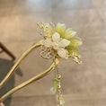 Load image into Gallery viewer, [Tae Series] ★China style hair ornament★ 1 hairpin, old-fashioned women's accessories, fringe, flower, green, white, cute
