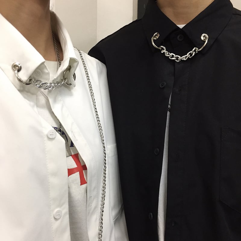 [Demon King Series]★Shirt★ 3color Black or white or light brown Tops with chain on the collar Unique and simple