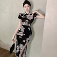 Load image into Gallery viewer, [NANA Series] ★China-style dress★ Improved cheongsam dress, sexy, floral pattern, slit, short sleeves, slimming fit
