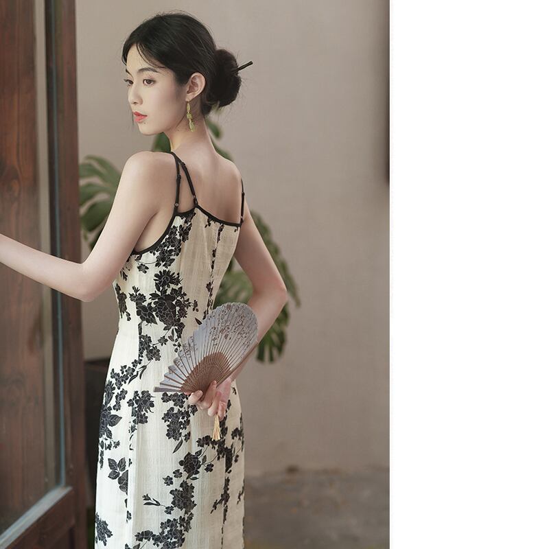 [Ink year flower series] ★China style setup★ 2-piece set Hanging dress + thin outerwear Improves temperament Floral pattern SML