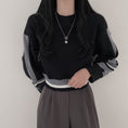 Load image into Gallery viewer, [LIANGLIANG series]★Knit tops★ 3color tops mini length white black gray
