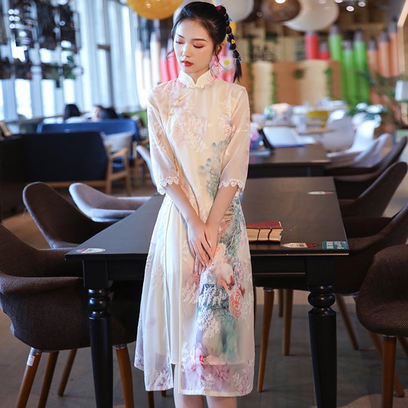 [Iga series] Improved Chinese dress in 3 colors, medium sleeves, beige, blue, pink, floral pattern, elegant