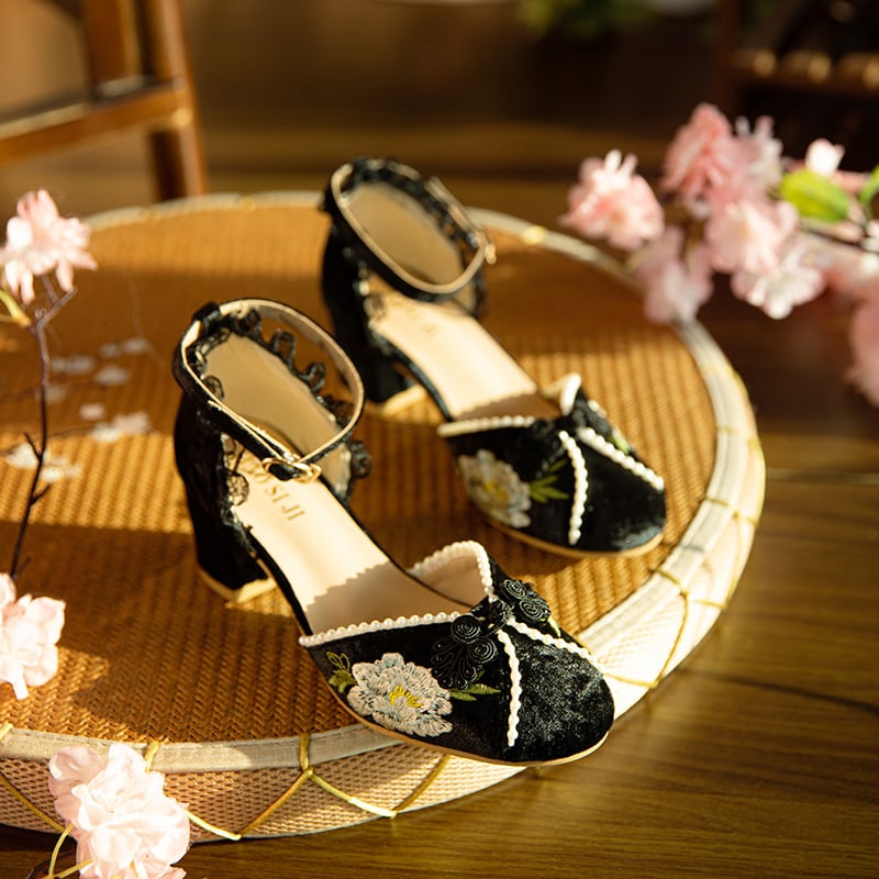 [BAIQIN Series]★Embroidered shoes★ 3color Chinese shoes High heels Chinese dress shoes Velvet Heel 5cm