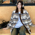 Load image into Gallery viewer, [Yuyiyeon Spicy Series] ★Outerwear★ Plaid Jacket Switching Casual Retro Easy to Match
