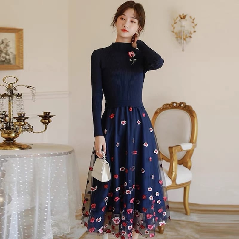 [Ebi Kei Series] ★One piece★ Stretchy knit dress Embroidery dress Floral pattern Elegant Blue Blue