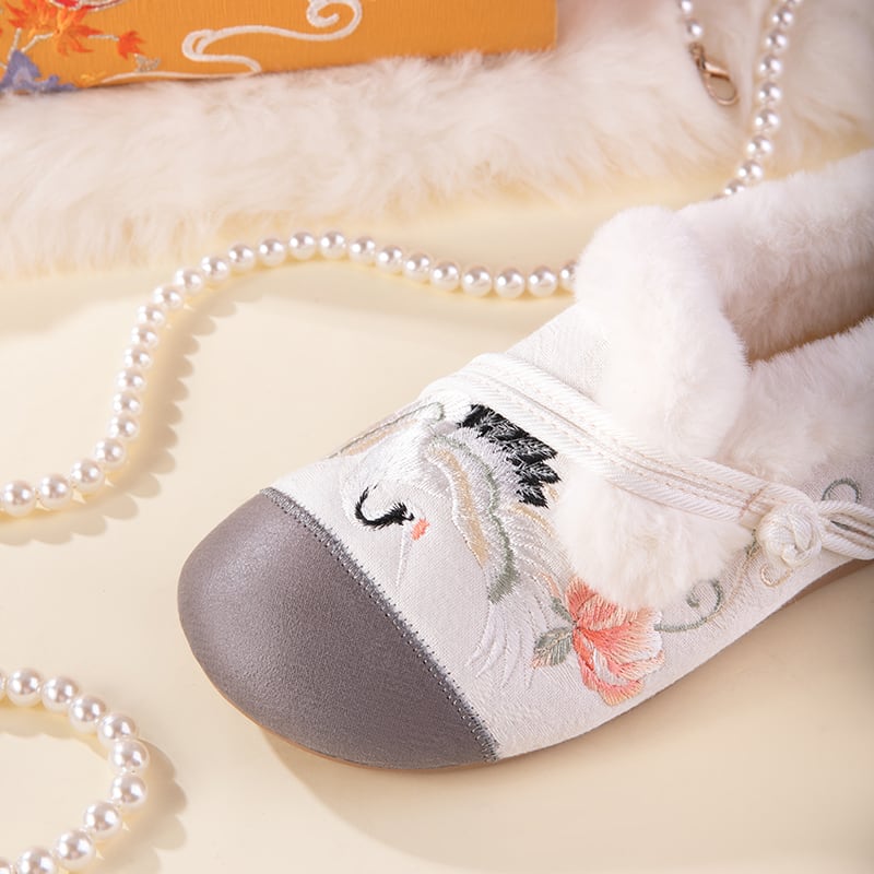 [Kumobatanosari series] ★Embroidered shoes★ Chinese shoes 2color floral pattern size 35-40 cute autumn/winter shoes cranes