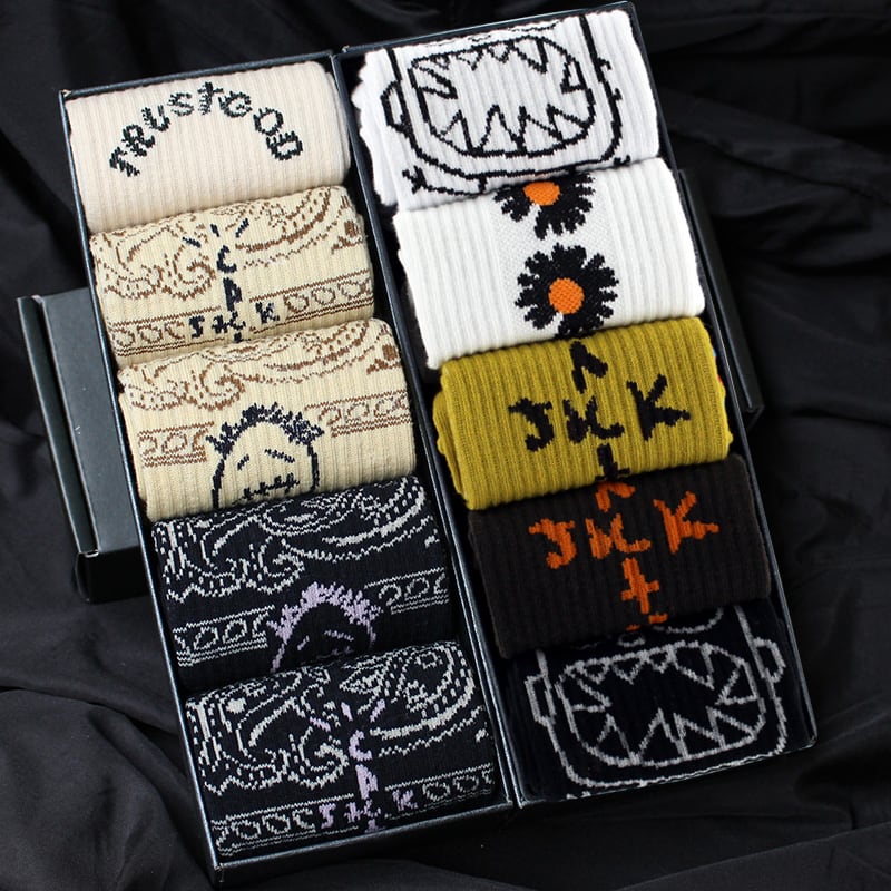 [ALES Series] ★Socks★ 5 pairs, 13 types to choose from, unisex, fashionable, cheap, ins style, cute, cartoon, alphabet