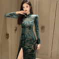 Load image into Gallery viewer, [Gakuya Series] ★China-style dress★ Improved cheongsam dress, velvet, long sleeves, mini length, slit
