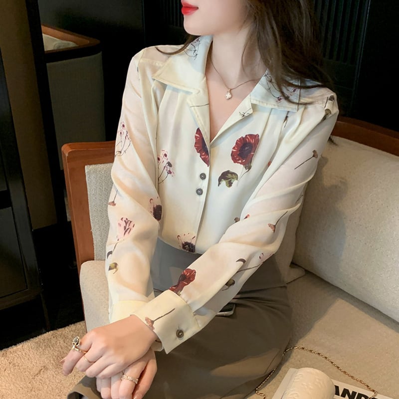 [Kuen Yume Series]★Shirt★ Floral pattern tops Ladies fashion V-neck Improves temperament Chiffon print