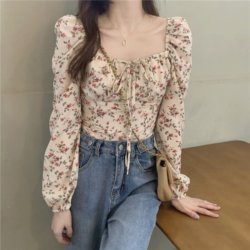 [SANMUZI Series] ★Tops★ 2 Colors Floral Tops Blouse Short Length Cute Spring Clothes Beige Black