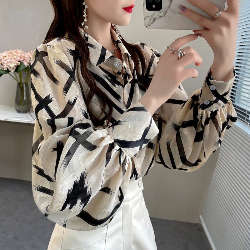 [MOLI Series]★Shirt★ Tops Floral Pattern Chiffon Lantern Sleeve Long Sleeve Commuting Beige POLO Neck