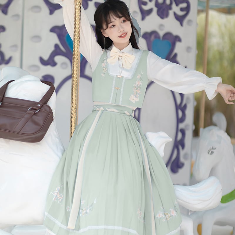 [Kaede bamboo --- Kishiro Yorigo series] ★Chinese style setup★ 3-piece set Chinese clothes Chinese elements shirt + vest + skirt