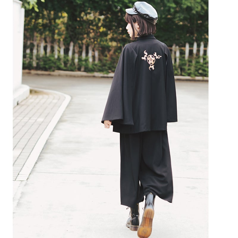 [Kokaisha---Mou Series] ★Chinese-style outerwear★ Cloak, embroidered, fashionable, black, ML, original, slimming