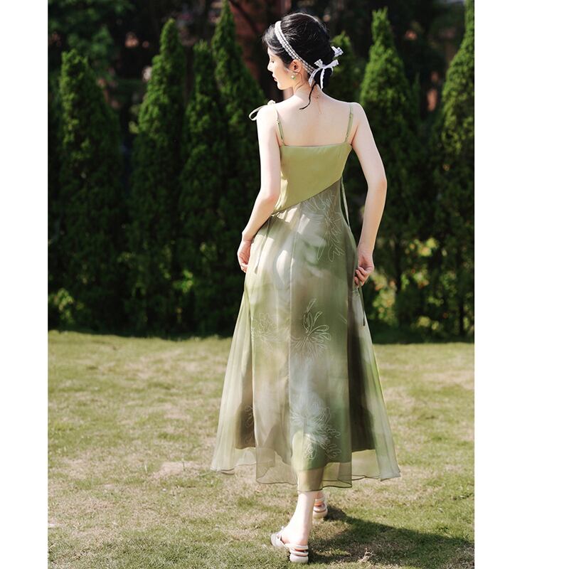 [Az Suna Series]★Setup★ Thin outerwear + hanging dress, Republic style, Green, Improves temperament, Wedding