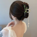 Load image into Gallery viewer, [Lost flower series] ★Chinese style hair ornament★ Old-fashioned Chinese clothes Improves temperament Fringe Bamboo Green Accessories
