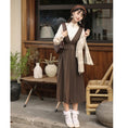 Load image into Gallery viewer, [Dusty clouds dream---Hikisoushi series] ★Sleeveless dress★ Easy to match pleated skirt coffee color retro SML
