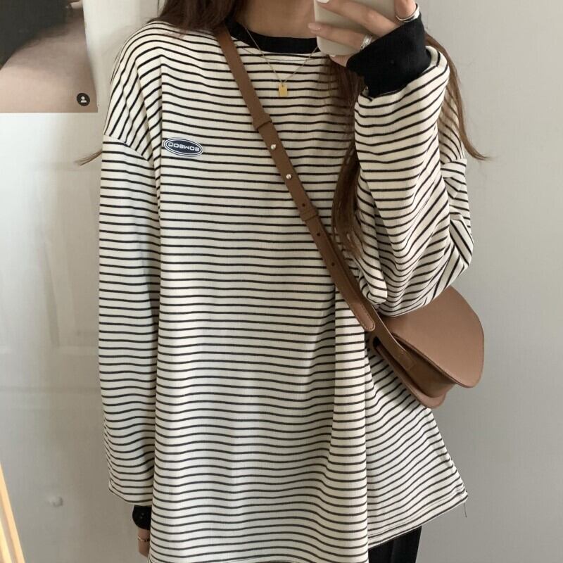 [KEKELI Series] ★Long sleeve shirt★ 2color tops Loose horizontal striped striped pattern Casual Easy to match