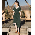 Load image into Gallery viewer, [Tatsuze Chenis Series] ★One Piece★ Short Sleeve Dress V Neck Dress Women's Retro Green Green
