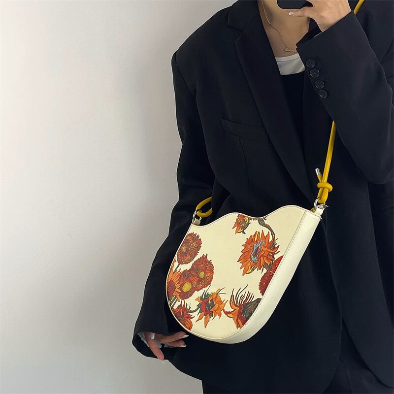 [Masen Series] ★Shoulder bag★ Sunflower oil painting style print for commuting to work or school, date, irregular, cute