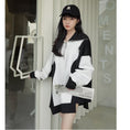 Load image into Gallery viewer, [DEER Choyo Deer Series] ★One piece★ Short length, casual, off-the-shoulder, color scheme Black White Black White S M L XL
