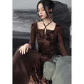 Load image into Gallery viewer, [Da Qinglong Shu Series] ★Chinese style dress★ Floral pattern, long length, long sleeve shirt, Chinese clothes, original, coffee color
