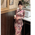 Load image into Gallery viewer, [Hundred Minute Eight Series] ★Floral pattern cheongsam★ Velvet, slimming, sexy, SML, easy to match, improves your temperament
