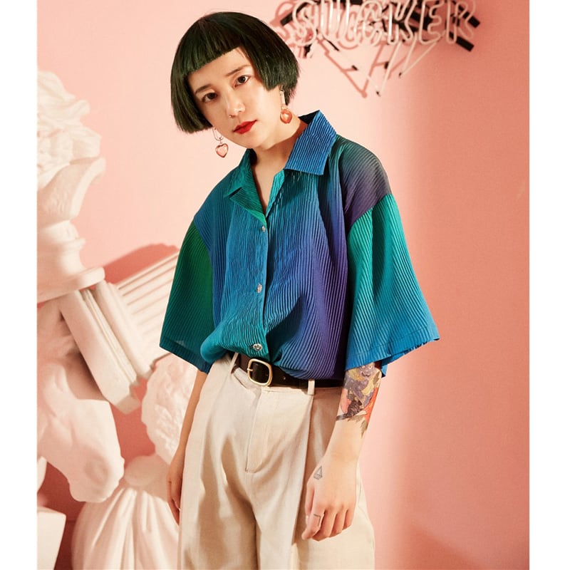 [Yangji Great Dream Series]★Shirt★ Tops Gradient Blue Blue V-neck Short Sleeve Shirt Loose