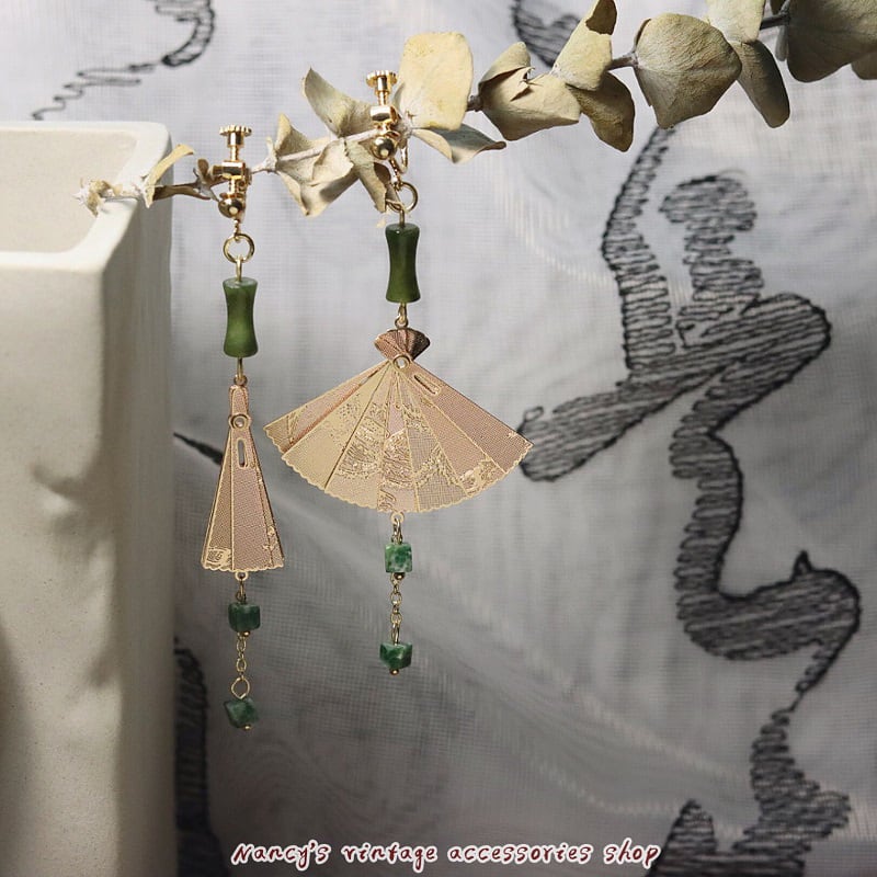 [Minami Xiaojie Series]★China style earring★Retro Pair Earrings or Earrings Fan Bamboo Green Green Gold Improve your temperament