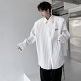 Load image into Gallery viewer, [Illustrated Series]★Shirt★ Tops 2color Unisex Men's Vertical Stripes Loose Black White Fashion Spring Clothes
