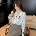 Load image into Gallery viewer, [Kuen Yume Series]★Shirt★ Floral pattern tops Ladies fashion V-neck Improves temperament Chiffon print
