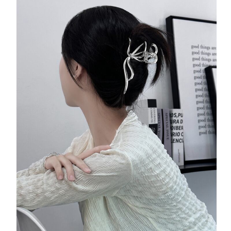 [KANSAI Series] ★Hair Ornament★ Hair Clip Accessory Small Item Silver Unique Easy to Match Trendy Stylish Large Bun Hair Shiny Women Gift